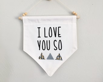 I love you so wall banner