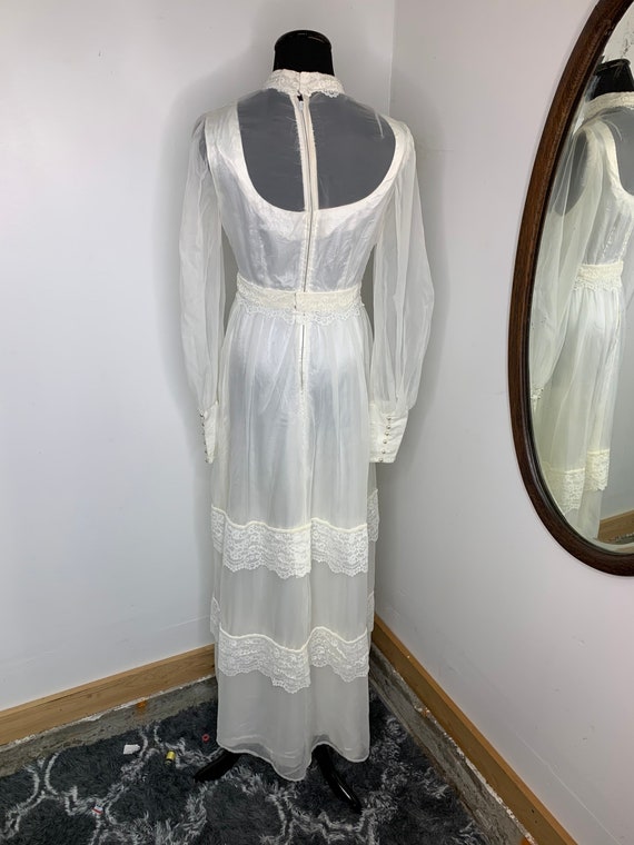 1970s Handmade Wedding Dress - image 6