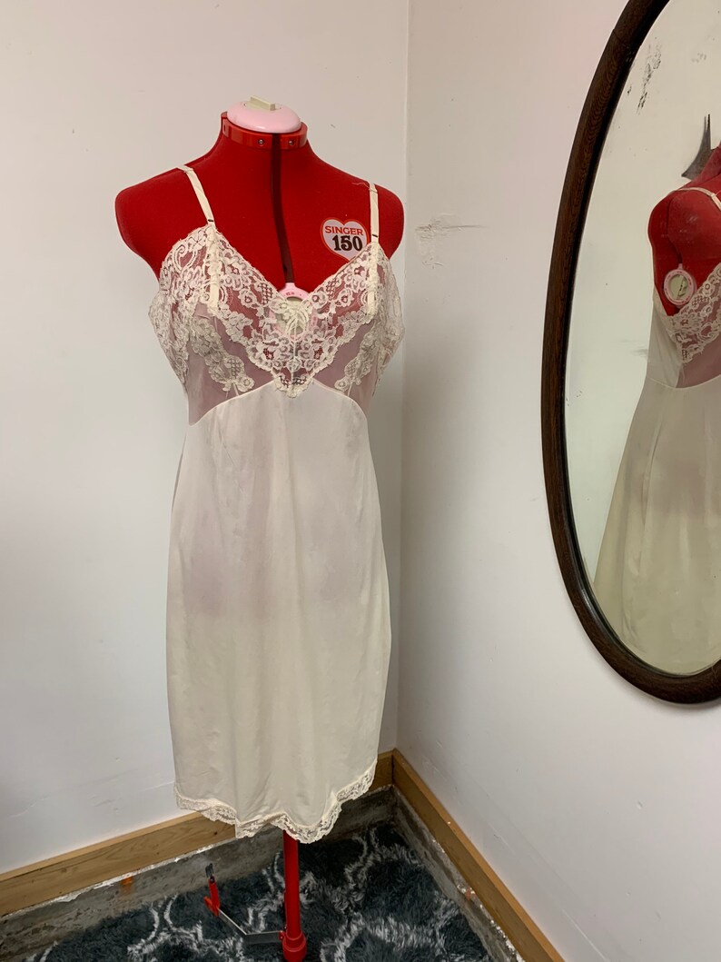 1960s Gaymode Penney\u2019s Vintage Cream Lingerie Slip!