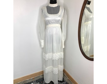 Robe de mariée faite main des années 1970