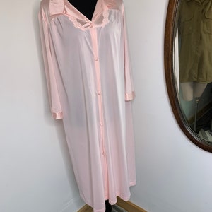 1960s Lingerie Vanity Fair Pink Robe image 1