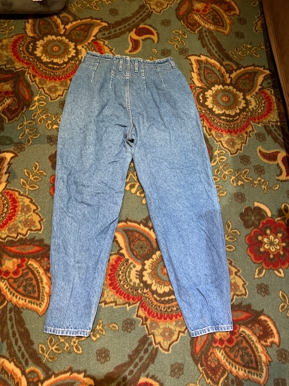 1980s Lee High Waisted Jeans - image 2