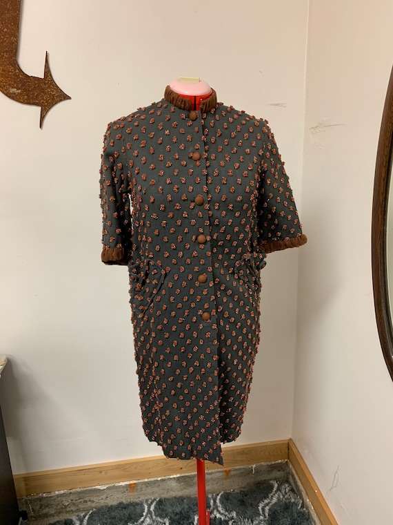 1960s Puff Grey Housecoat !