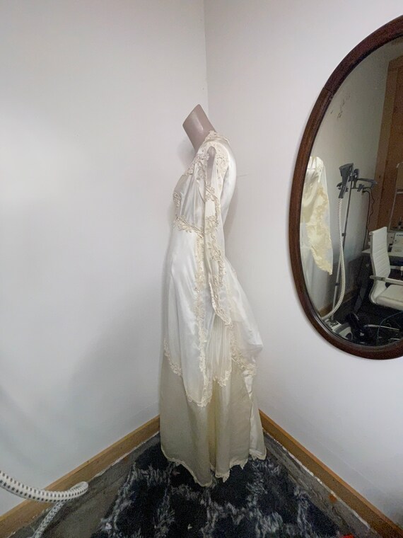 1980s William Cahill Wedding Dress - image 4