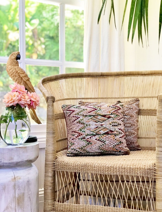 Small Vintage Textile Pillow Made From a Guatemalan Huipil. Hand Embroidered in Traditional Geometric Design. Boho Bohemian One off Cushion Etsy Canada