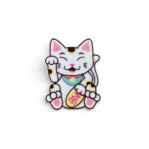 Embroidered Patch - Lucky Cat patch  -  Kitty Patch - Handmade in Australia