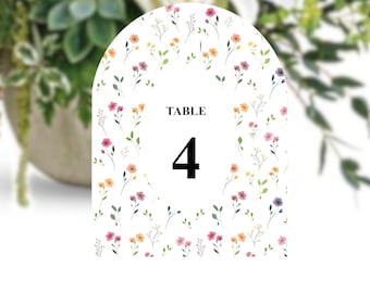 Carte Numéro de table Arche aux Motifs Petites Fleurs des champs, Décoration de table pour mariage champêtre, bohème