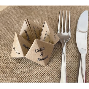 Menu cocotte individuel personnalisé, Mini origami cocotte pour décoration de table de Mariage, anniversaire, baptême, communion...