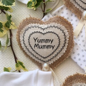 Unusual 'New Mummy' gift badge, brooch. Great for first visit to New Mum and New Baby, or Baby Shower gift. image 10