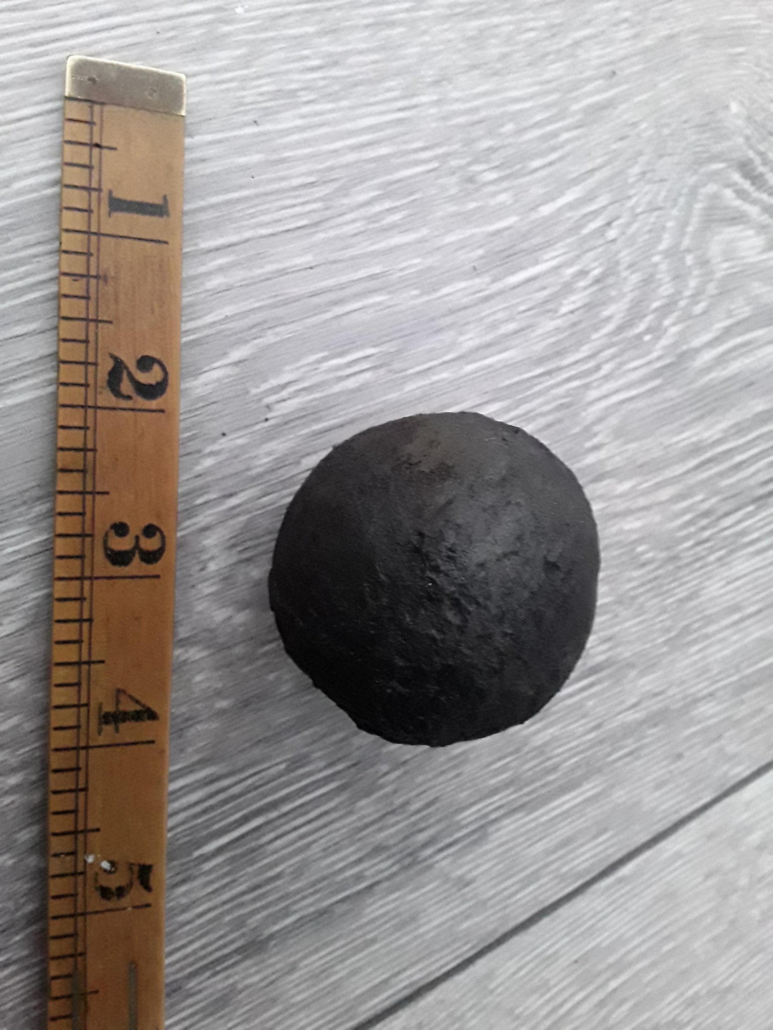 Civil War Cannon Balls 1644 Found In The River Sheaf Sheffield Etsy