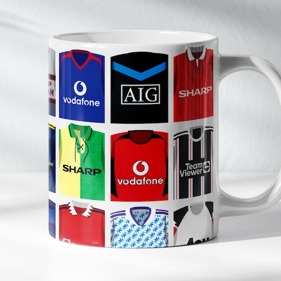 Manchester United Mug | 11oz Classic Football Kits History Ceramic Cup