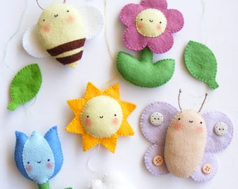 Felt PDF pattern - Spring baby crib mobile ornaments. Tulip, daisy, sun, cloud, bee and butterfly. Felt spring ornaments, digital item