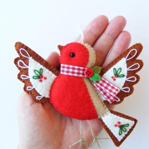 Felt PDF sewing pattern Flying robin Christmas tree ornament, embroidered, bird ornament, digital item image 2