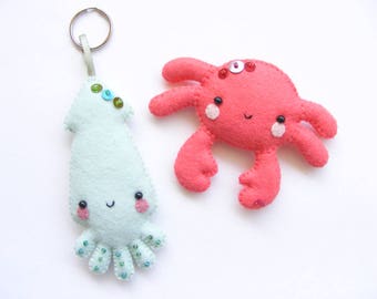 Felt PDF sewing pattern - Squid and crab - Felt key ring and magnet, easy sewing pattern, summer sea creatures, nautical nursery decor