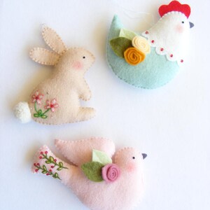 Felt PDF sewing pattern Easter ornaments Bunny, hen and dove felt ornament, DIY wall hanging decoration, spring embroidery, digital item image 5