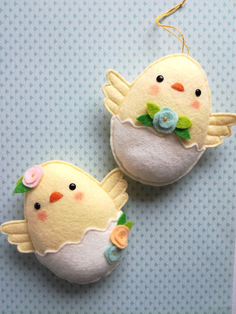 Felt PDF sewing pattern Felt chicks Easter ornament, easy sewing pattern, DIY hanging decoration, spring, chicken image 1