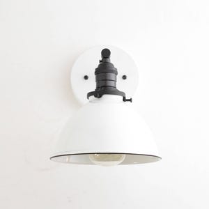 Industrial Wall Sconce - Bathroom Lighting - White Metal Shade Lamp - Vanity Wall Lights - Industrial Chic - Model No. 7026 imagem 2