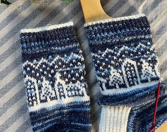 Winter Wonderland Sock PATTERN for Hand Knitted Winter Socks, Sizes UK 5 - 8, worked cuff down in 4ply yarn and in the round