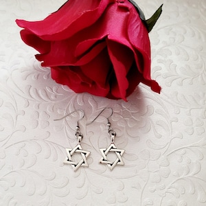 Silver Star of David Earrings. Star of David Charm. Nickel Free Ear Wires. Fish Hook Clasp. Jewish. Hebrew. Gift For Her.