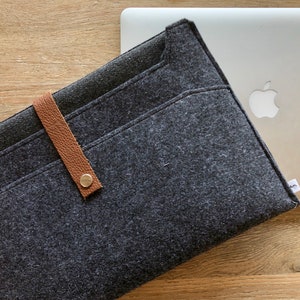15&quot; MacBook protective sleeve - Laptop sleeve - Felt and leather