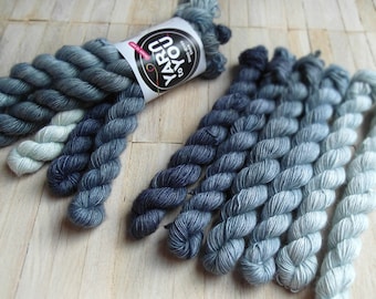 100% SW merino singles - Hand dyed wool yarn - Fingering Weight - Yarntoyou - mini skeins - SKINNY MERINO minis - Jeans Collection