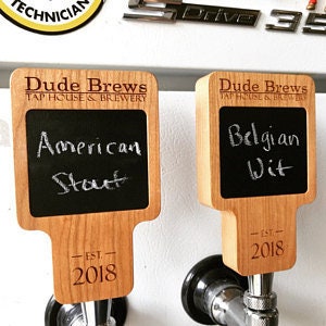 Gegraveerd aangepast biertaphandvat - gepersonaliseerd - krijtbord - 4,5" hoog - kerstcadeau