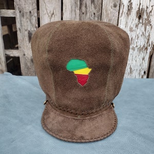 Handgefertigte RasTafari-Krone aus Leder King Crown Collection Echtes massives Wildleder in Braun Band für 24,5 Zoll Bild 2