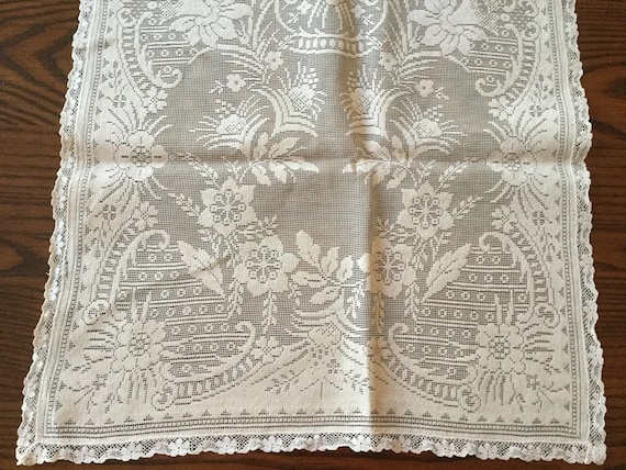French Filet Lace Dresser Scarf Manteleria Handmade Lace Table