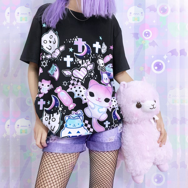 Magic cats - Unisex T-shirt - Kawaii pastel goth, creepy cute, melty crescent, spooky cat ghost, halloween, harajuku, purple black tee - TM2