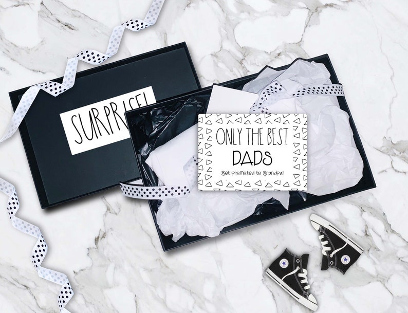 Pregnancy Reveal Surprise Announcement Baby Due Custom Box Photography Bodysuit