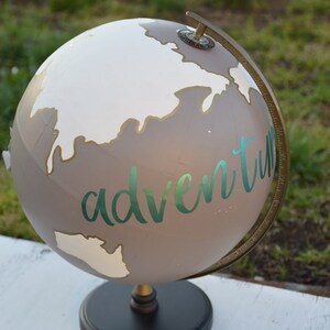 Custom Globe Handwritten Word Bild 1