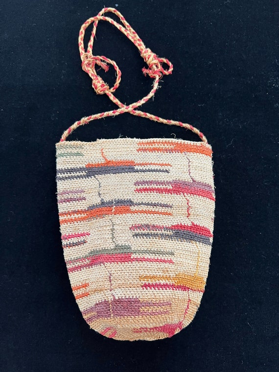 Hand woven ethnic purse - image 1