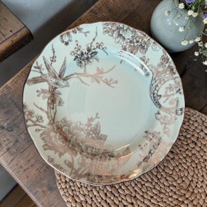 Blue/silver  bird plate