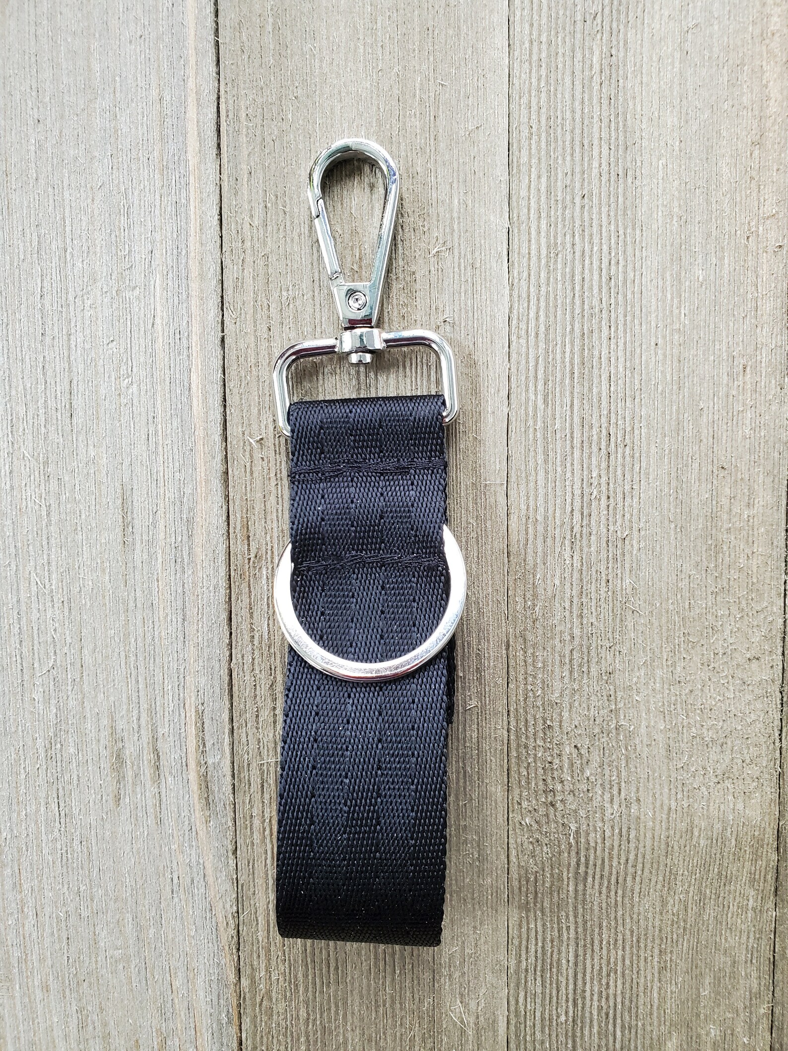 Portachiavi Di Emergenza 2-in-1 - Rompivetro Auto E Taglia Cinture Con Fischietto - Compatto E Salvavita - Foto 5