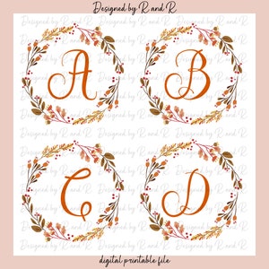 Peut inclure: Quatre lettres de l'alphabet imprimables A, B, C et D en orange avec une couronne de branches brunes, de baies orange et rouges et de fleurs jaunes et roses sur le thème de l'automne.