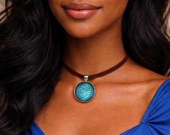 Collier fait main en carreaux de verre de la tribu de l'eau Collier ras de cou avec cordon végétalien Anime Magic the Gathering