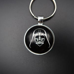 Portachiavi/Collana girocollo in acciaio inossidabile ispirata al casco di Darth Vader