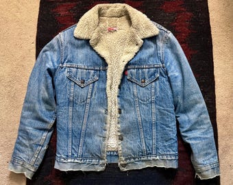 Rare Vintage Levi’s Sherpa Jacket - Tastefully Thrashed - Men’s Small