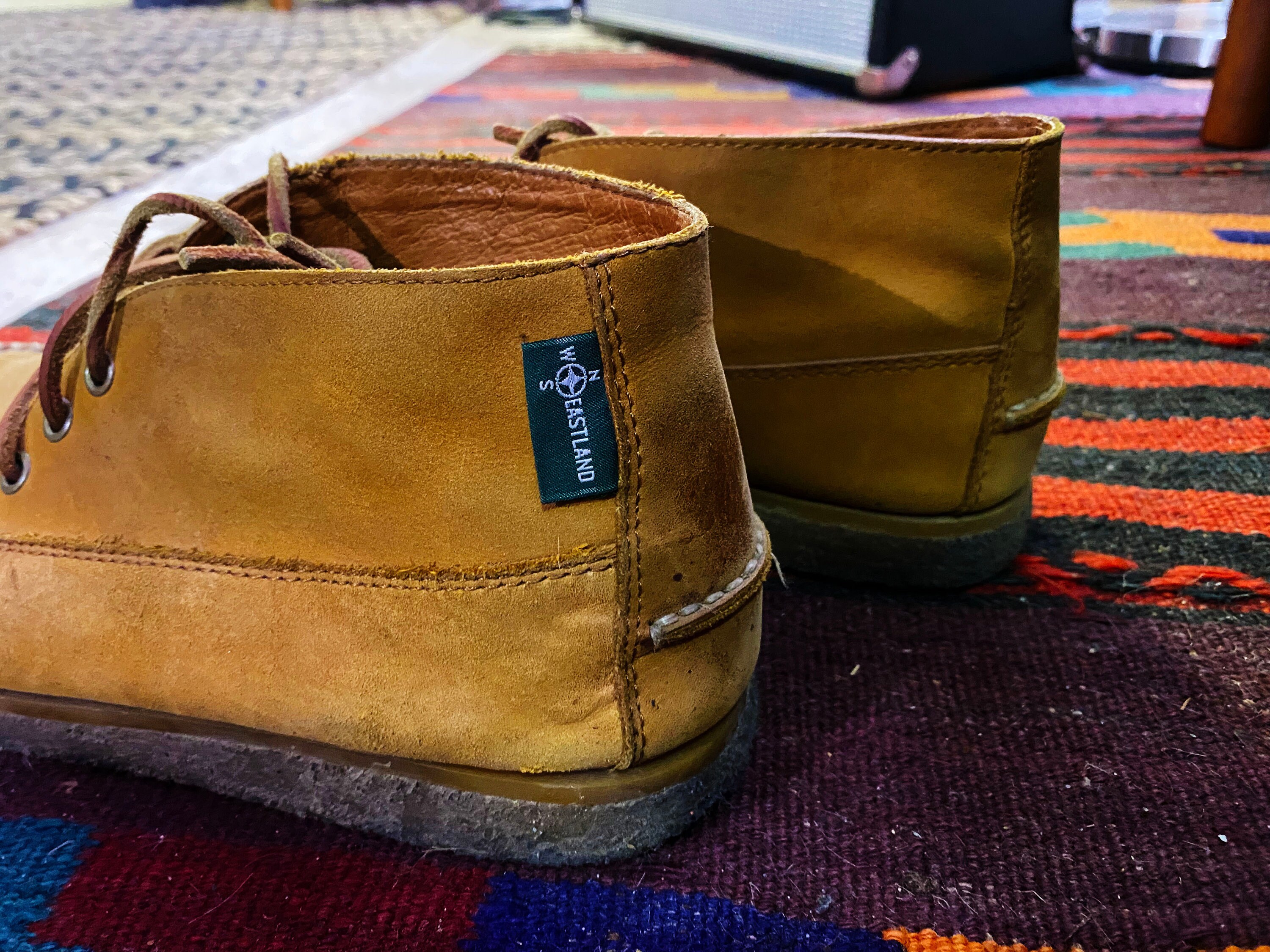 Eastland Oneida Chukka Boots - Peanut - Men display picture 2