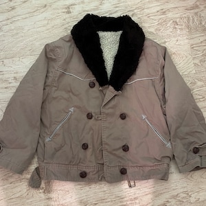 Western Style Sherpa Coat with leather buttons - Men&#39;s XS, Women&#39;s S