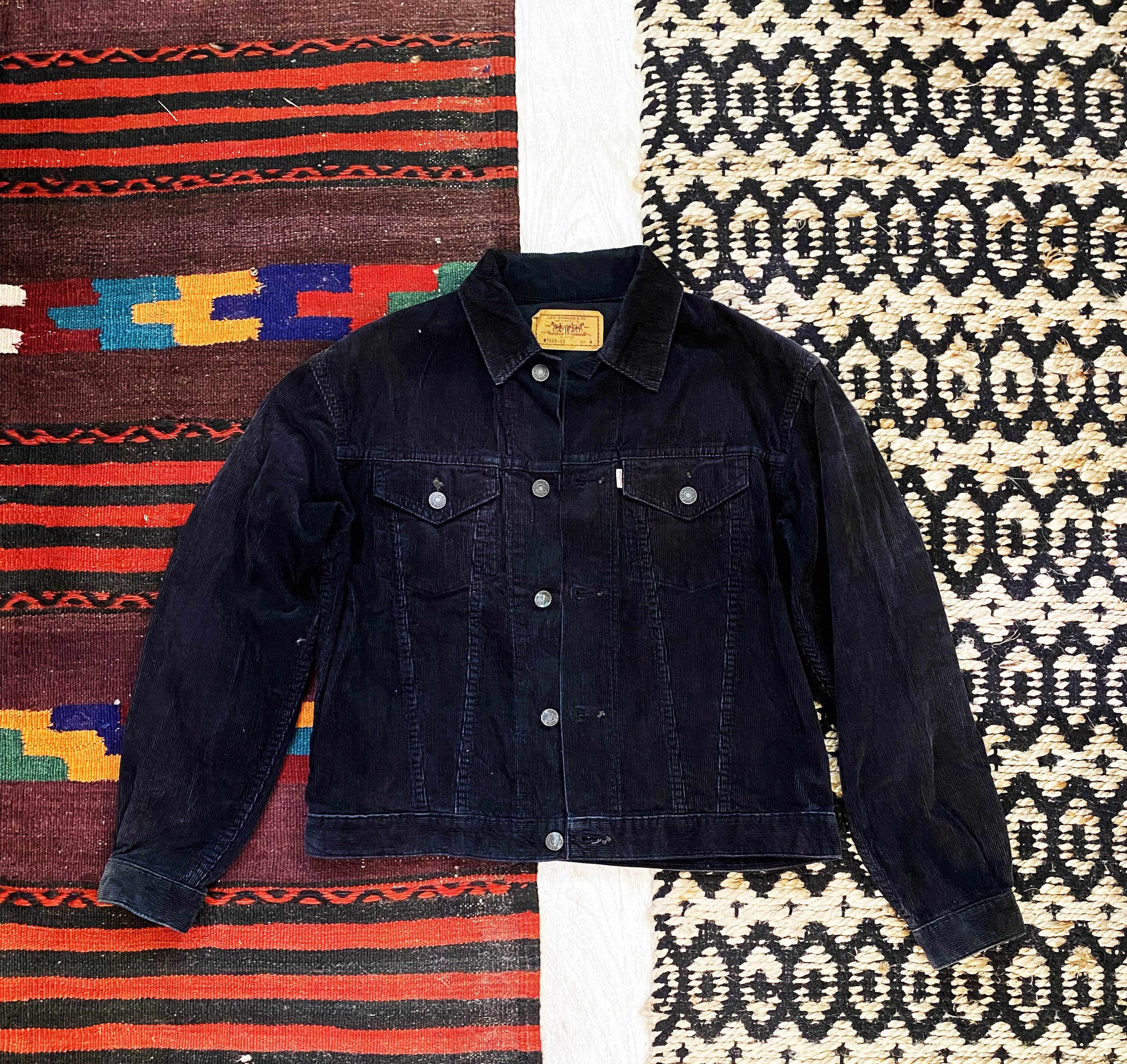 Levi's corduroy jacket black sale