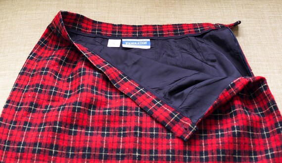 Vintage Pendleton Virgin Wool Skirt, SZ 10, red a… - image 5