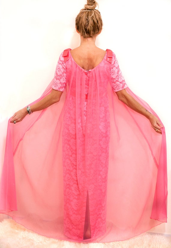 Elegant 1960s pink formal floor length dress, pro… - image 2