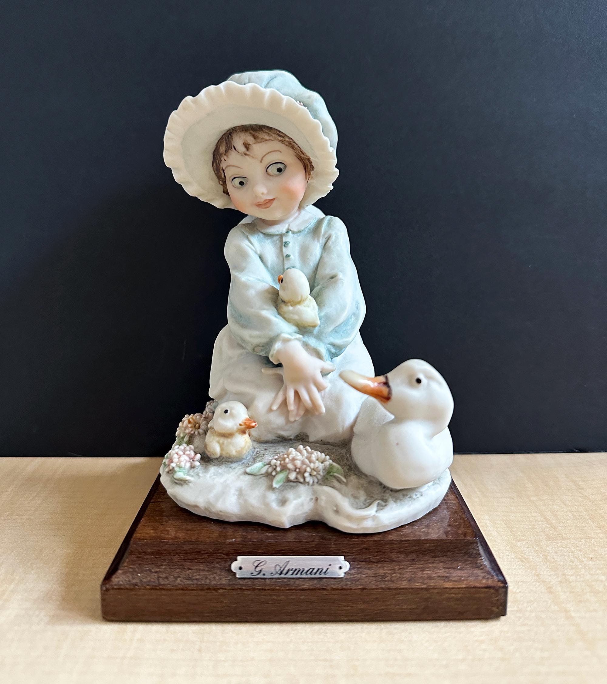 【未使用 希少】Giuseppe Armani 「バンビ」 フィギュリン Baby and Flower Set by Giuseppe Armani | Elegant Porcelain