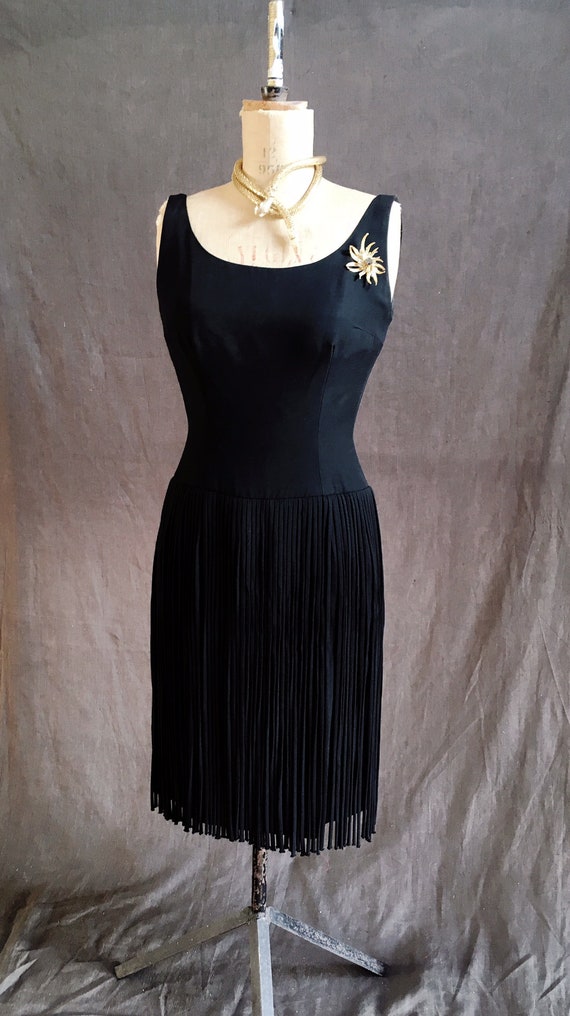 Black 1960s fringe dress - image 7