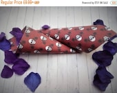 Confetti cones, favour cones, Gothic theme, skulls and roses, alternative wedding, Gothic wedding, wedding favours, favour bags, red