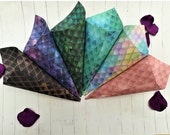 Dragon scales Confetti cones, Sweet cones, Dragon themed wedding, wedding favours, favour cones, Gothic Dragon, Confetti
