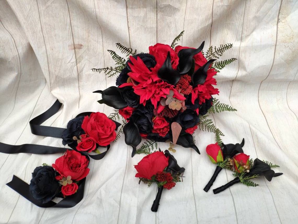 Black and red gothic wedding bouquet image 1