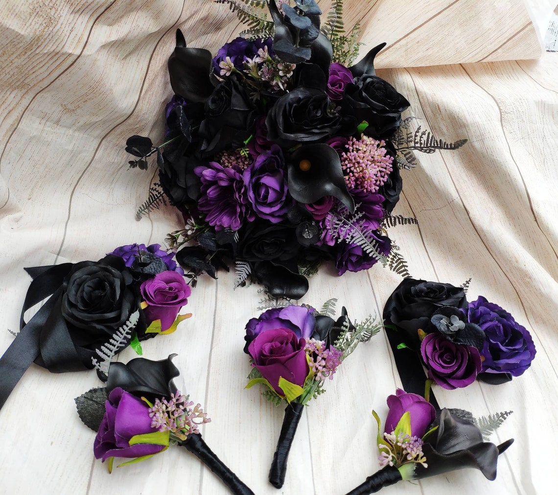 Black and purple gothic wedding bouquet image 1