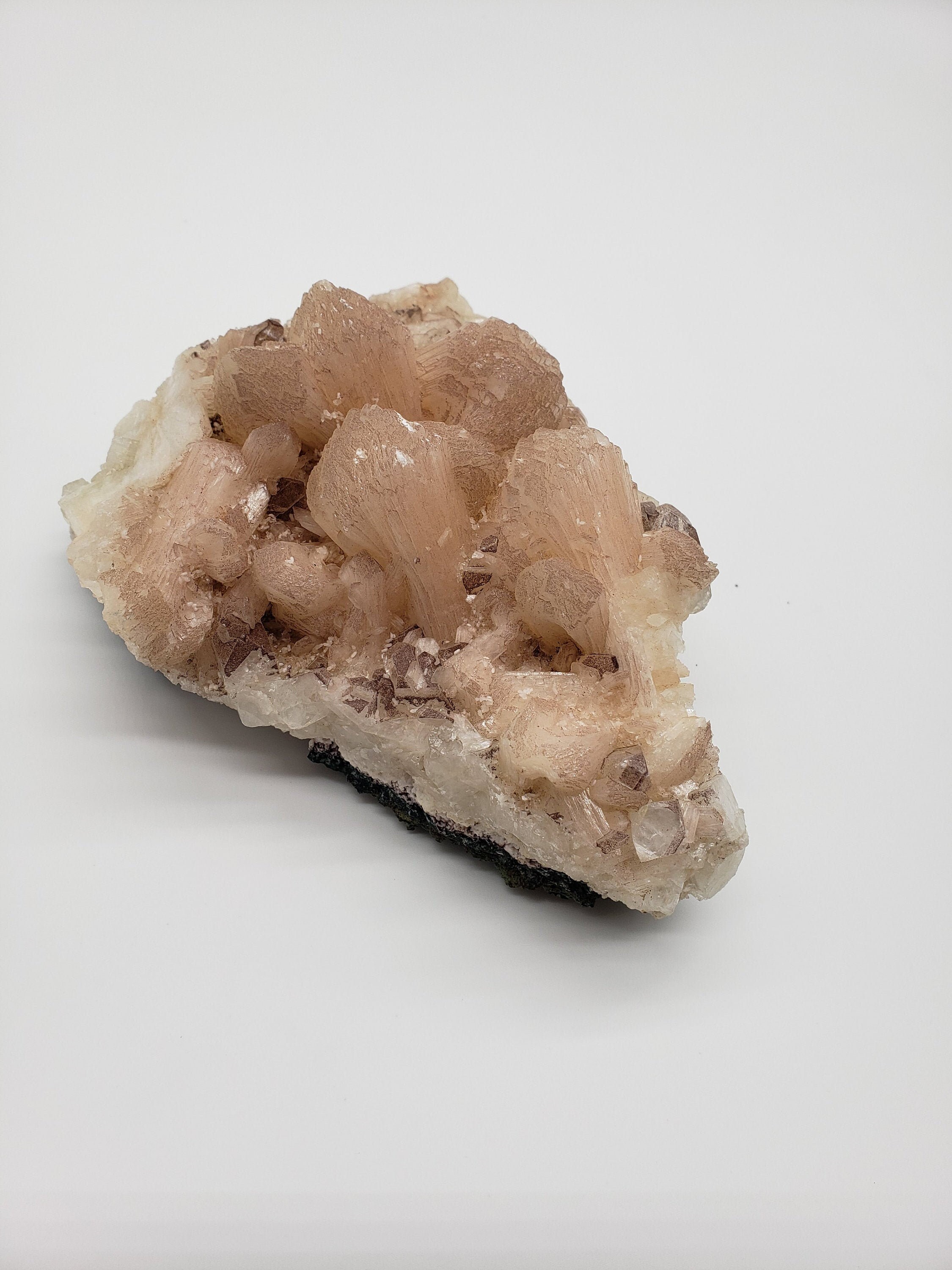 Art Objects Art & Collectibles Large Stilbite Cluster Zeolite Raw ...